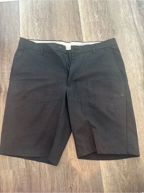 Greg Norman Collection Black Performance Cargo Shorts